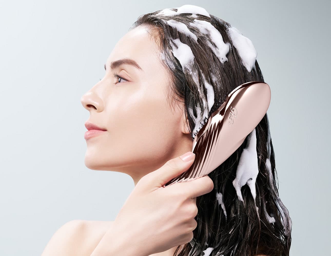 ReFa ION CARE BRUSH PREMIUM – su nusausinimo stovu